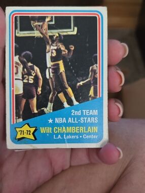 Topps Wilt Chamberlain Basketball Trading Card - Blue, Yellow, White